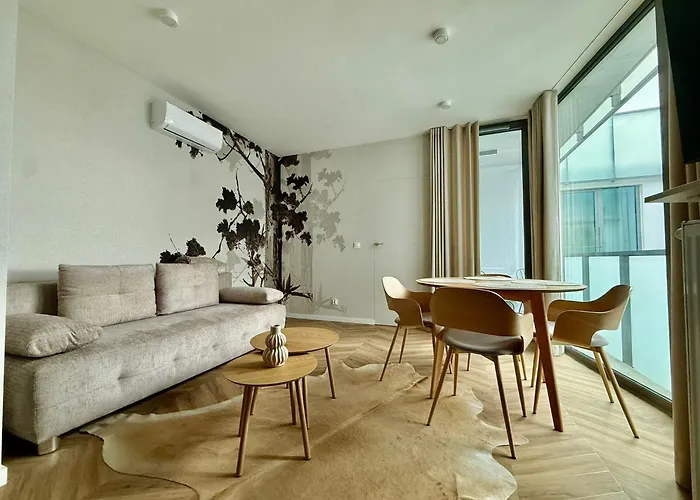 Easy Rent- Reduta 181 Citycenter 24h Check-in Apartment